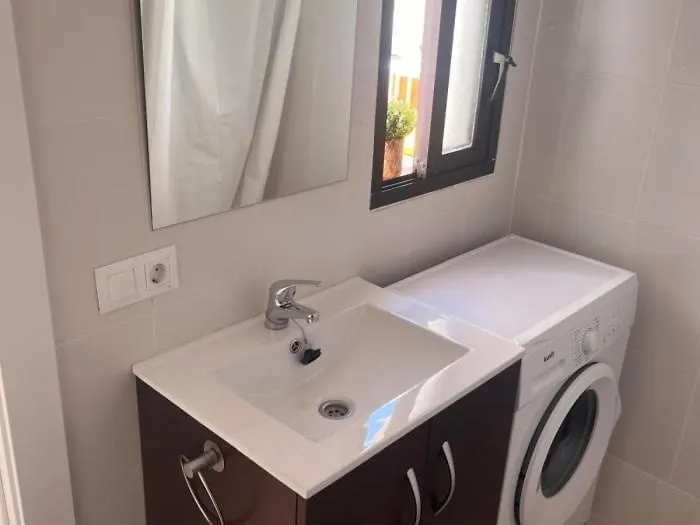 Apartment Lidia 2 Front Line Beach, One Bed Торремолинос
